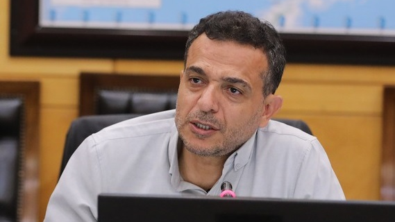 بانک‌ها با سیاست‌های بالادستی هماهنگ نیستند/ ساماندهی تسهیلات اولویت تیم اقتصادی دولت باشد